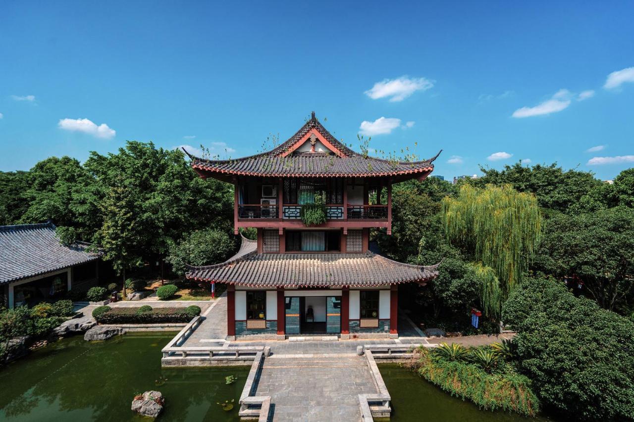 Guilin Yi Characteristic Hotel Coltd Εξωτερικό φωτογραφία