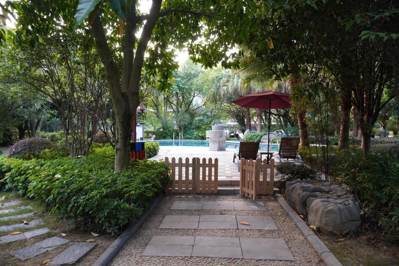 Guilin Yi Characteristic Hotel Coltd Εξωτερικό φωτογραφία