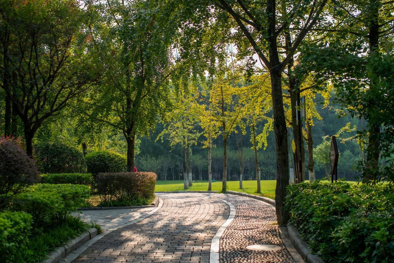 Guilin Yi Characteristic Hotel Coltd Εξωτερικό φωτογραφία