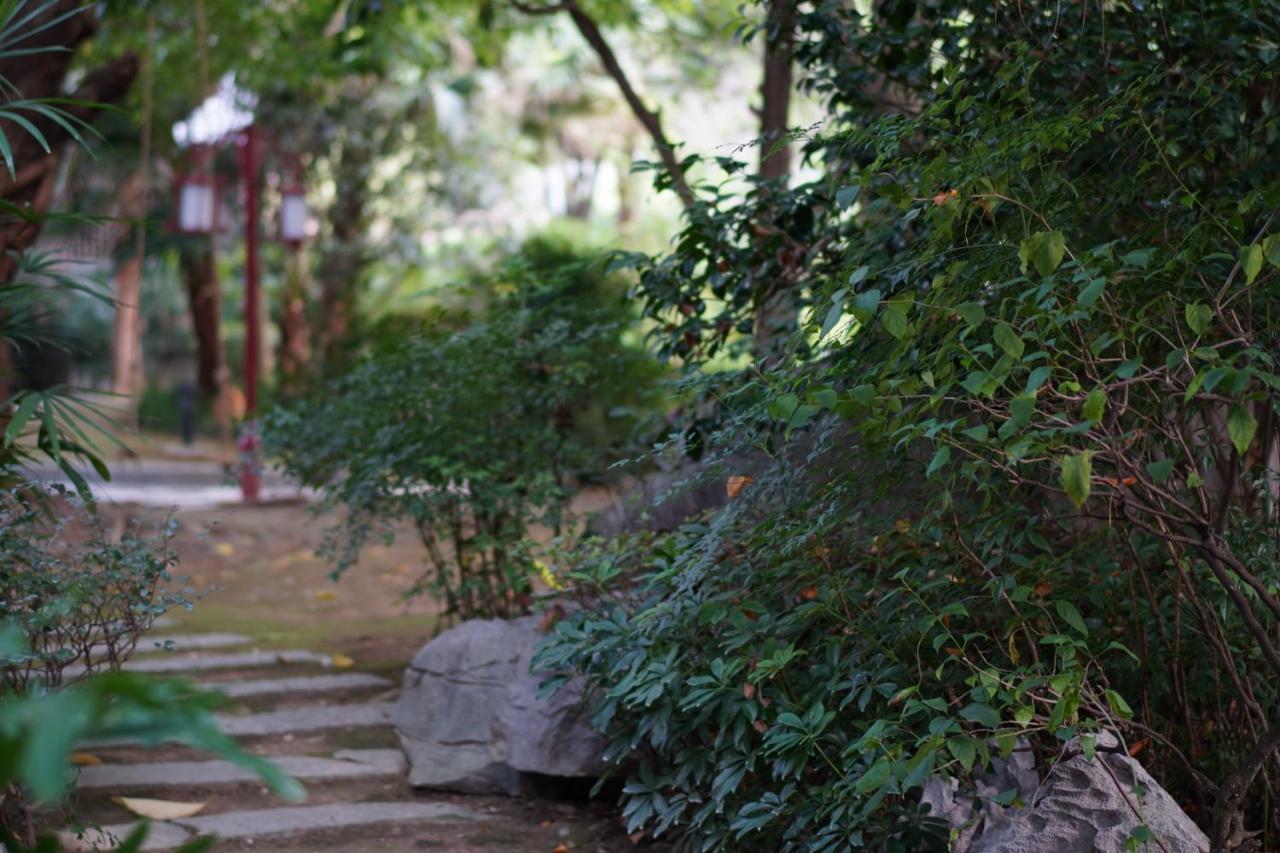 Guilin Yi Characteristic Hotel Coltd Εξωτερικό φωτογραφία