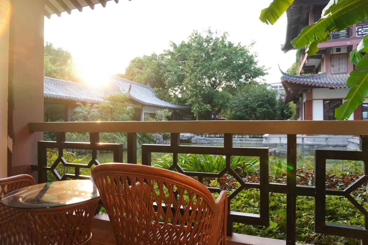 Guilin Yi Characteristic Hotel Coltd Εξωτερικό φωτογραφία