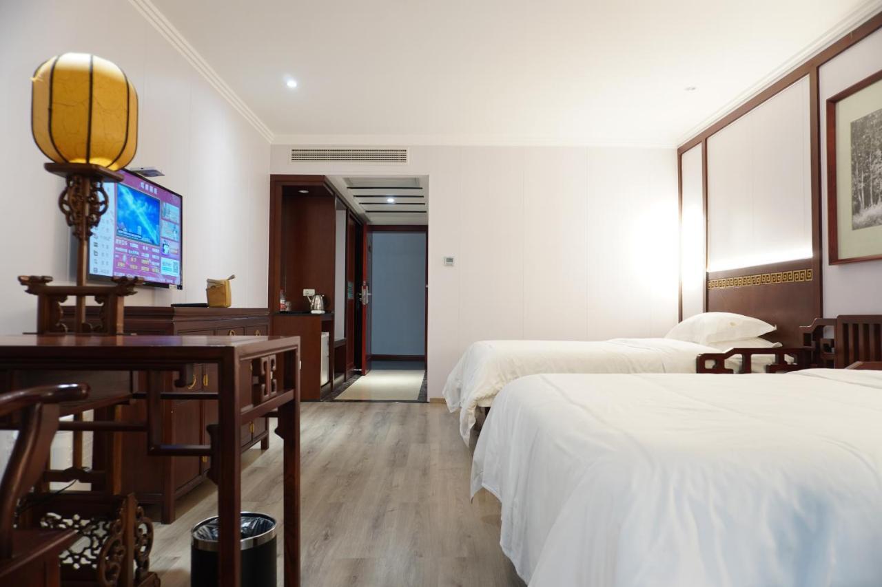 Guilin Yi Characteristic Hotel Coltd Εξωτερικό φωτογραφία