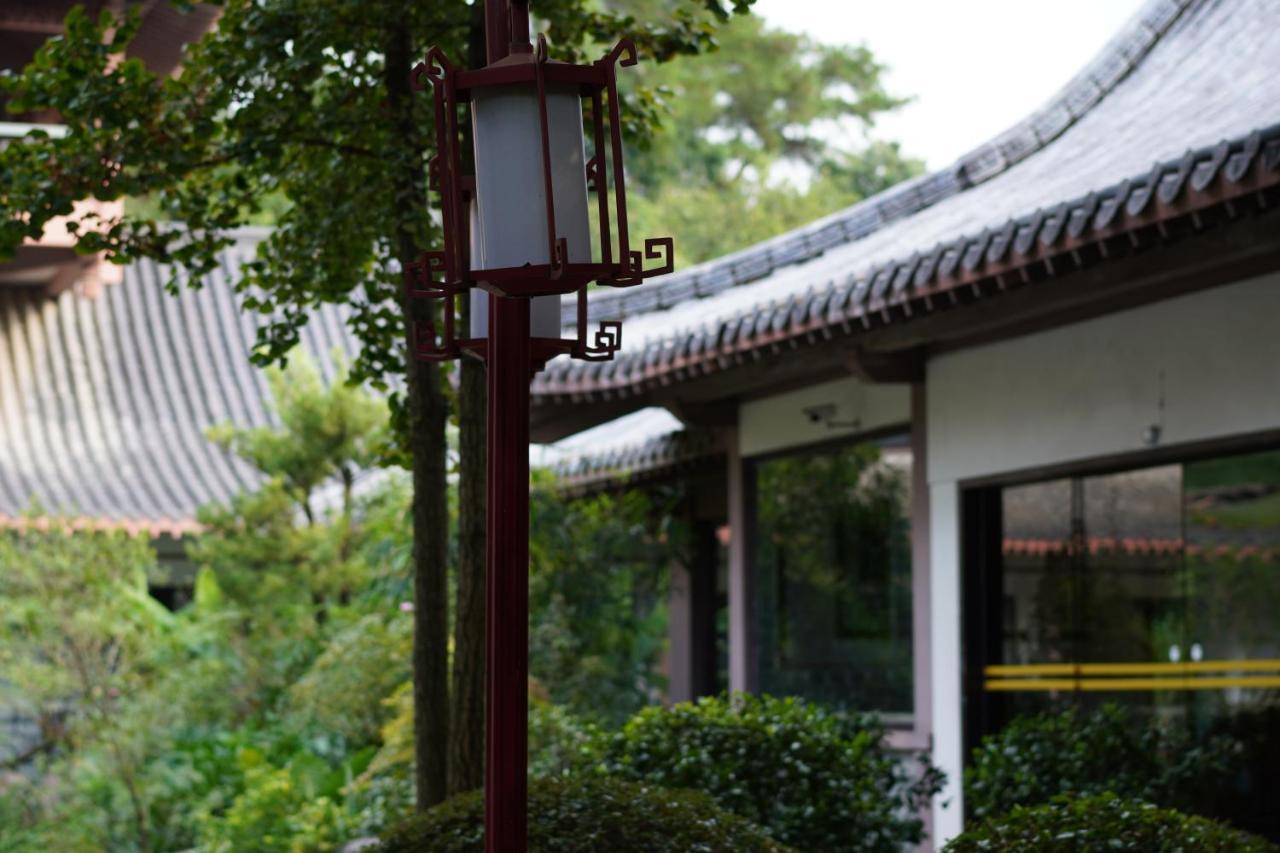 Guilin Yi Characteristic Hotel Coltd Εξωτερικό φωτογραφία