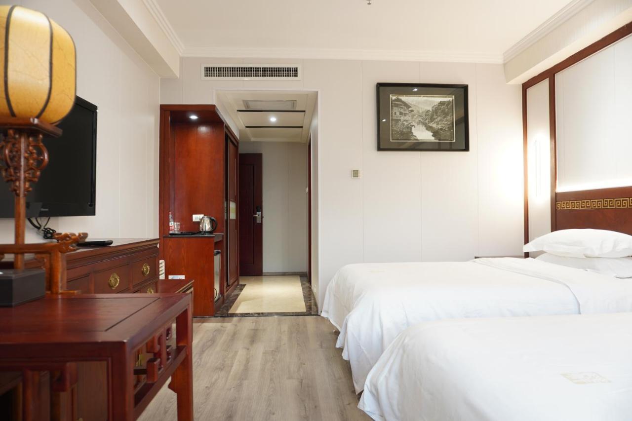Guilin Yi Characteristic Hotel Coltd Εξωτερικό φωτογραφία