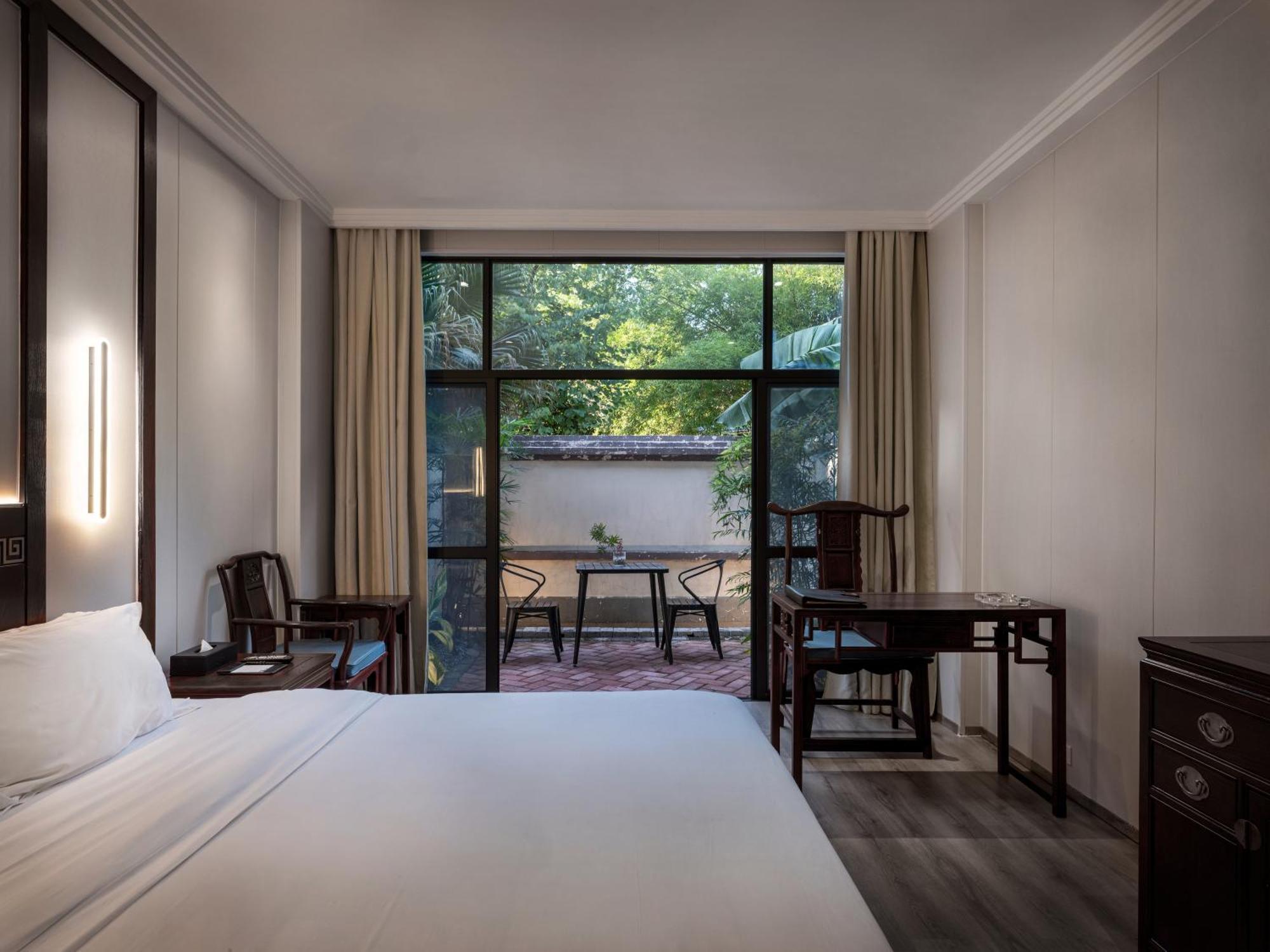 Guilin Yi Characteristic Hotel Coltd Εξωτερικό φωτογραφία