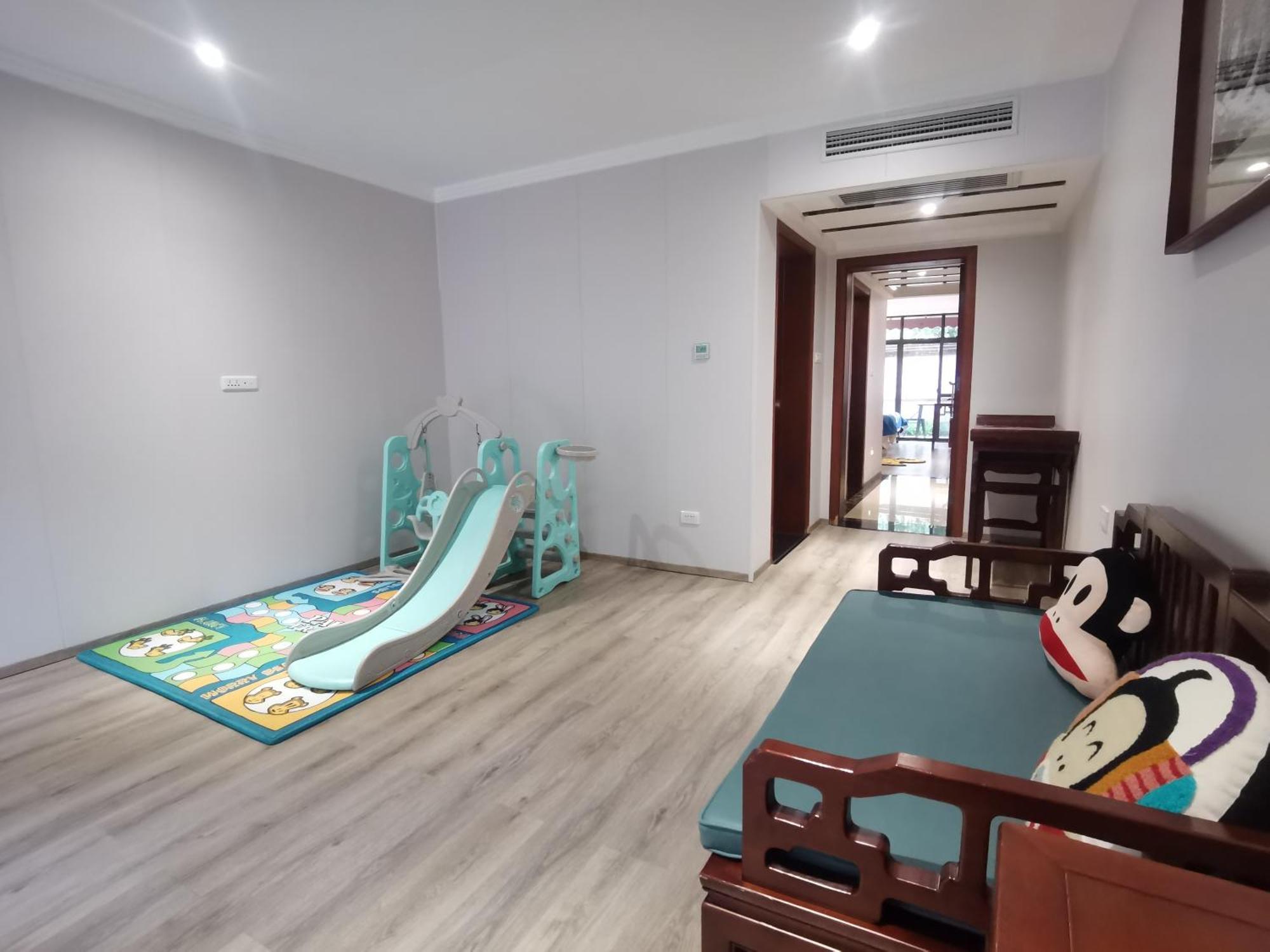Guilin Yi Characteristic Hotel Coltd Εξωτερικό φωτογραφία